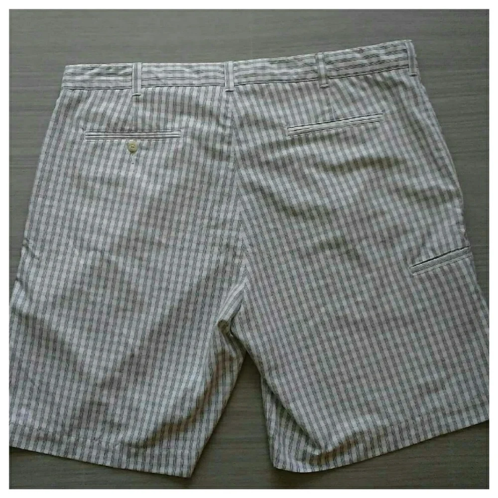 PGA Tour‎ Shorts Check/Plaid Men's Sz 40